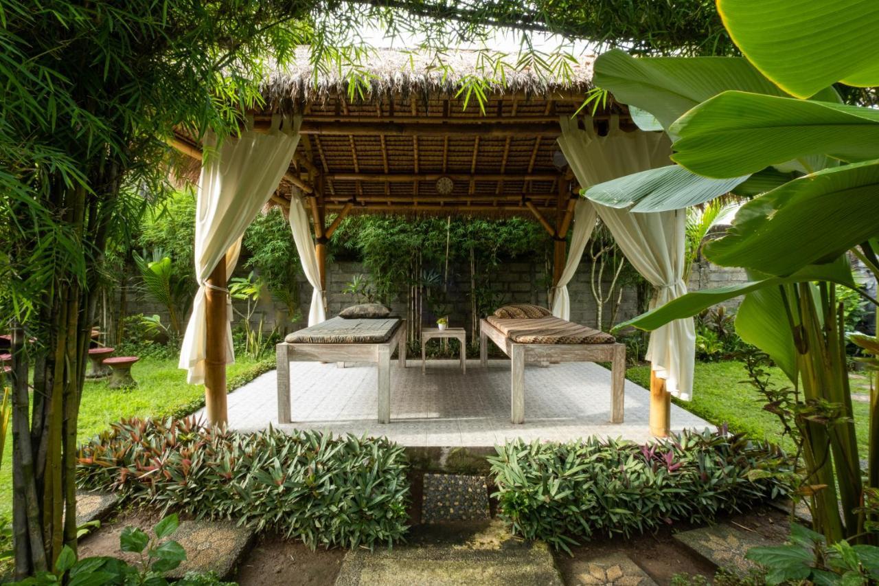Kubu Kak Dudung Villas Jimbaran Екстериор снимка
